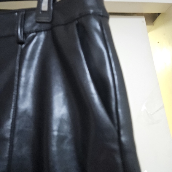 Marc Joseph Women's Black Leather Pants - Picture 3 of 6